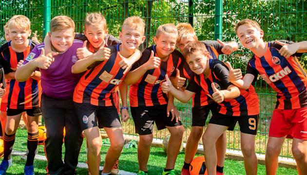 “Шахтар” відкрив футбольний майданчик на Івано-Франківщині