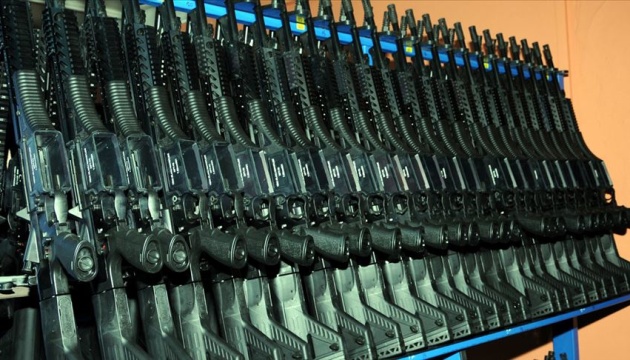 Україна отримала з Туреччини 2 тисячі пістолетів-кулеметів MP-5