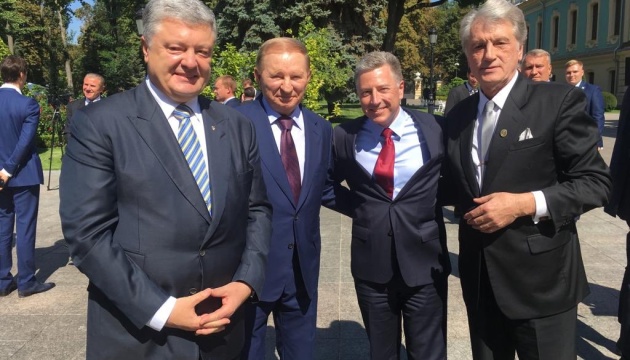 Волкер зустрівся з колишніми президентами України