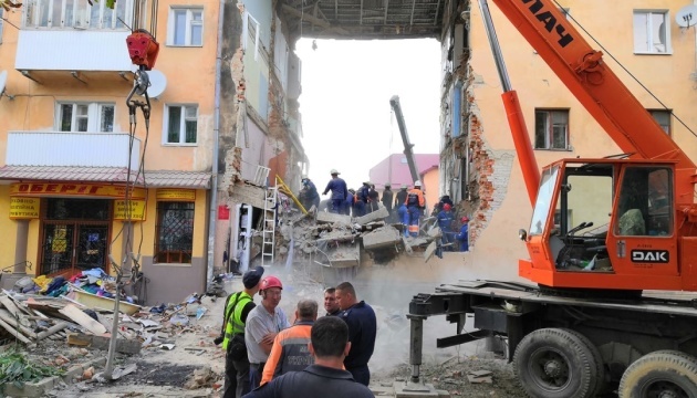 Death toll in Drohobych building collapse rises to eight – State Emergency Service