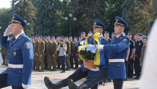 У Києві вшанували пам’ять нацгвардійців, які загинули від вибуху під Радою