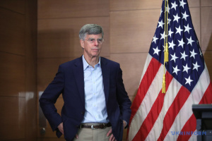 Експосол Тейлор вважає сумнівними перспективи переговорів, де від США беруть участь не традиційні дипломати