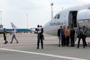 Когда утро начинается не с кофе, или О возвращении пленников Кремля в Украину...