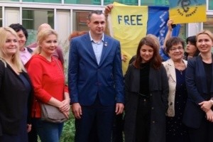 Кінорежисер і німці. Перша подорож Сенцова – до Берліна