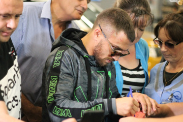 Одеса зустріла Василя Ломаченка після перемоги над Кемпбеллом