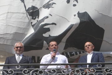 Sushchenko removes #FreeSushchenko front banner from Ukrinform building