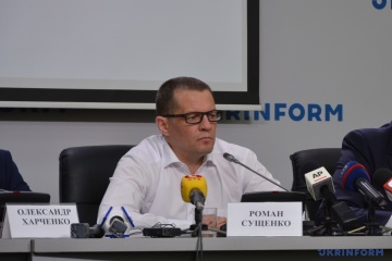 Сущенко каже, що конфліктів на політичному підгрунті в колонії не було