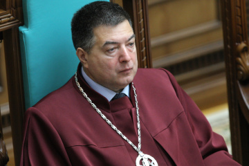 Це питання досі вибухонебезпечне – голова КСУ про люстрацію