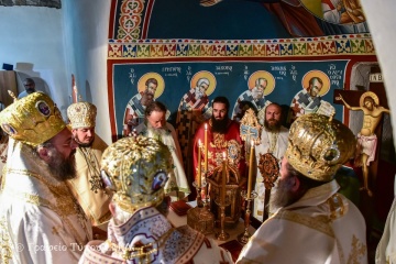 Делегация ПЦУ сослужила в Греции иерархам трех поместных церквей