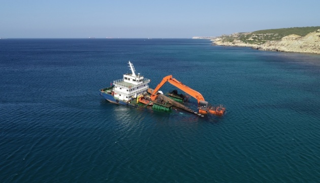 Біля берегів Туреччини тоне корабель