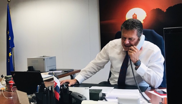 Šefčovič mantiene una conversación telefónica con el nuevo ministro de energía de Ucrania 