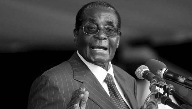 Помер експрезидент Зімбабве Мугабе, який керував країною 30 років