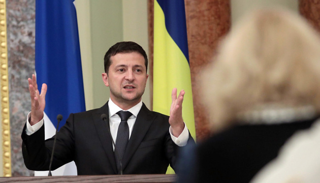 Volodymyr Zelensky : Seuls les Ukrainiens auront le droit d'acheter des terres (vidéo)