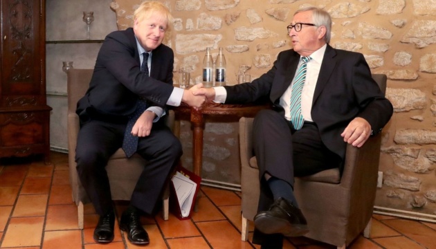 Джонсон заявив Юнкеру, що Британія вийде з ЄС 31 жовтня