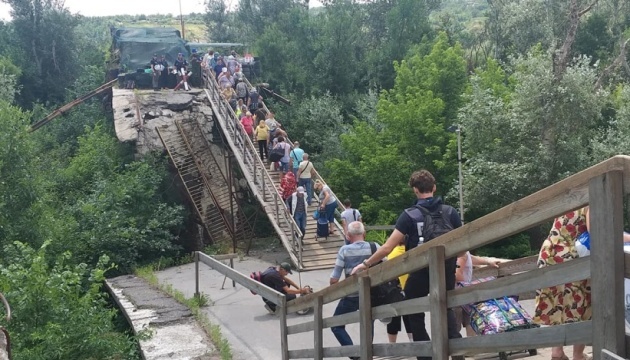 Wiederaufbau der Brücke in Stanyzja Luhanska live übertragen
