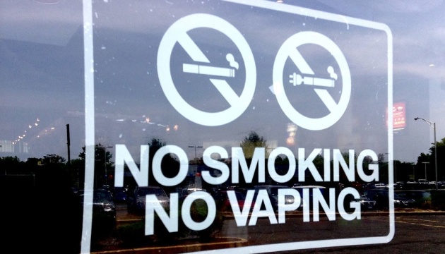 В Україні від паління хочуть відмовитися 63% курців
