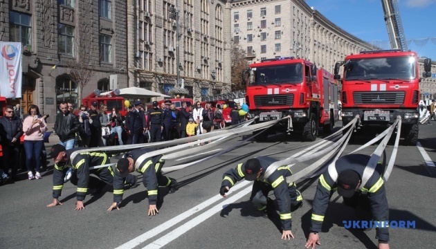 У Києві нагородили найсильніших рятувальників
