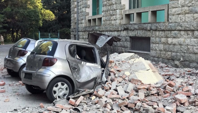 У результаті землетрусу в Албанії легкі травми отримали майже 70 осіб