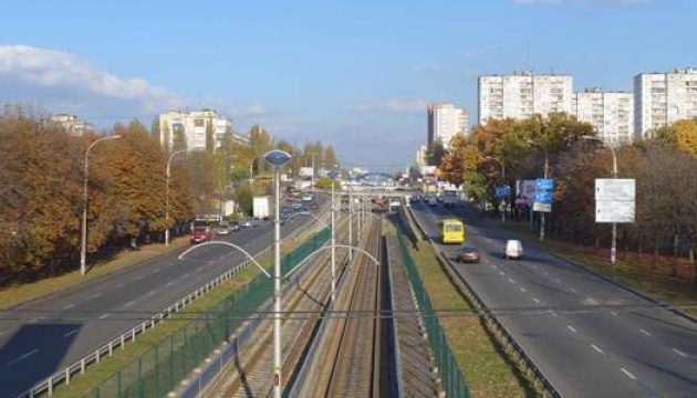 У столиці закрили на ремонт пішохідний міст на проспекті Курбаса