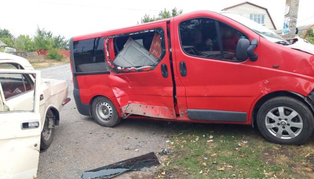 На Донеччині зіткнулися два авто: десять травмованих, з них троє – діти