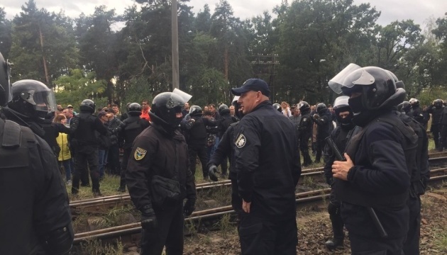 Львівська облрада вимагає відсторонити главу поліції за силовий розгін активістів