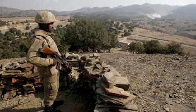 Пакистан перекрив кордон з Афганістаном через погрози “Талібану”