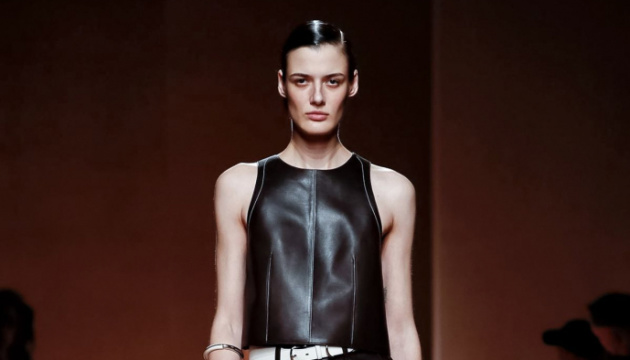 Паризький тиждень моди: Українка на показі Hermès 