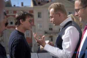 « Ville magique et pays magique : Tom Cruise a visité Lviv