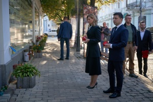 President, First Lady commemorate fallen defenders of Ukraine
