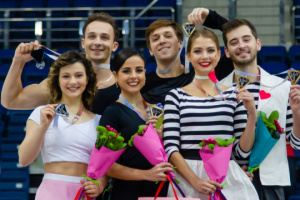 Patinadores ucranianos ganan el bronce del torneo internacional en Minsk