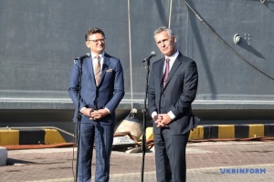 Stoltenberg cite trois formes de coopération avec l'Ukraine