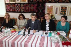 Вінницькі самоврядці обговорили, як використовувати туристичні ресурси області на Координаційній раді