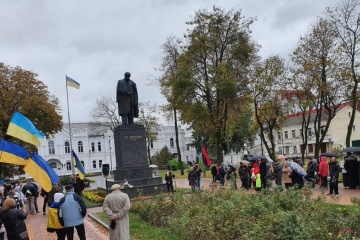 Сумчани підтримали резолюцію, ухвалену на вічі у Києві