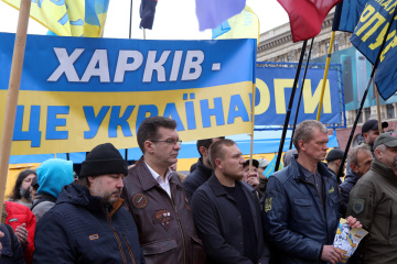 Возле харьковской палатки