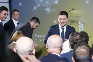 Не тільки мова й історія: Зеленський назвав цінності, які мають об'єднати суспільство