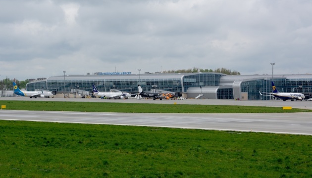 Львівський аеропорт можуть відкрити у межах гуманітарного коридору - ОВА