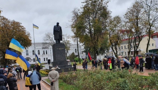 Сумчани підтримали резолюцію, ухвалену на вічі у Києві 