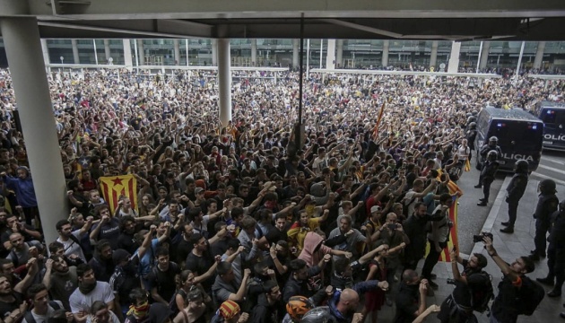 Протести в Барселоні: в міському аеропорту постраждали майже 40 осіб
