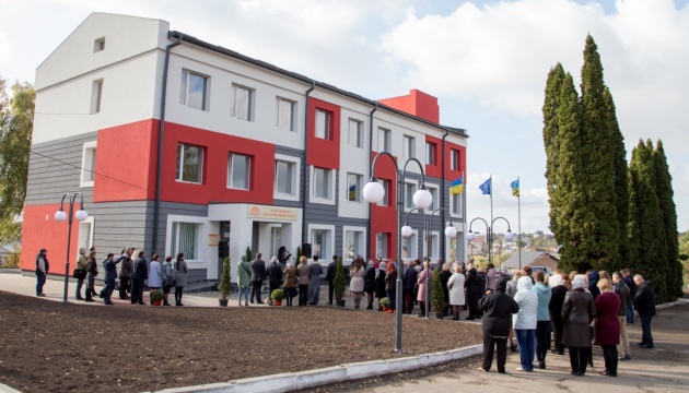 У Байковецькій ОТГ відкрили сучасний центр адмінпослуг У Байковецькій ОТГ відкрили сучасний центр адмінпослуг
