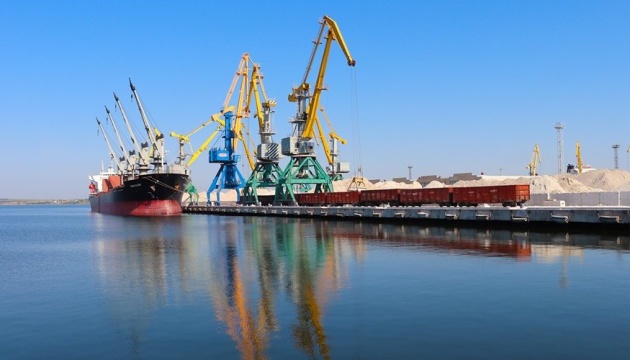 В Україні оголосили конкурс щодо передачі в концесію майна порту «Ольвія» і АМПУ
