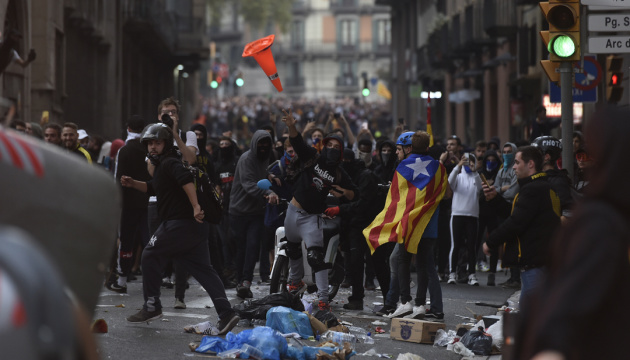 У Барселоні поліція розігнала акцію протесту