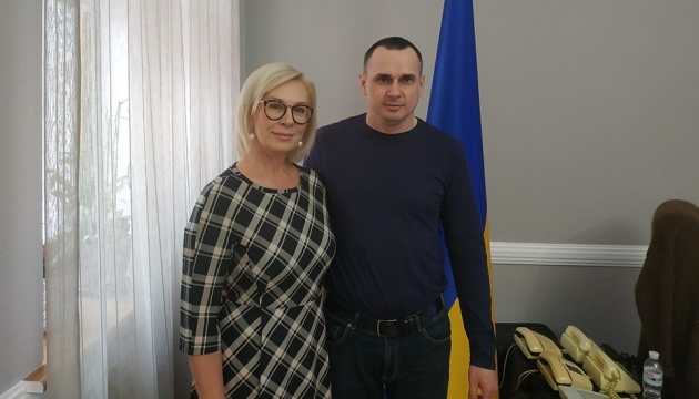 Denisova meets with Sentsov