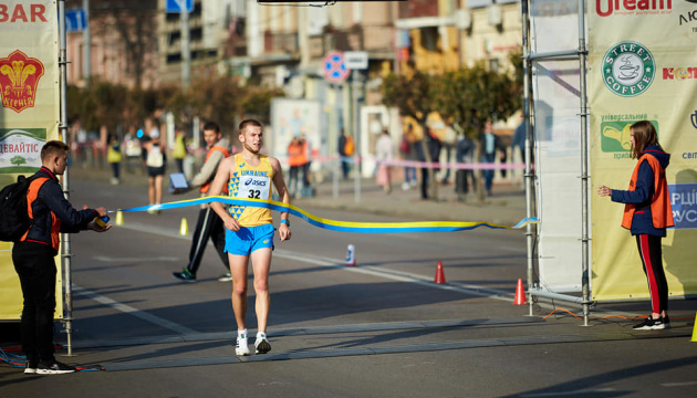 В Івано-Франківську пройшов чемпіонат України з ходьби на 50 км