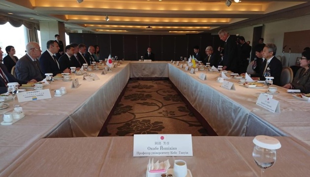 Zelensky se reúne con el presidente de la Liga Parlamentaria de Amistad Japón-Ucrania