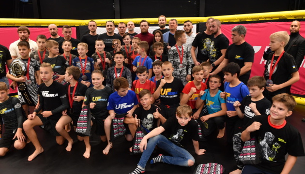 McGregor attends kids' MMA competition in Kyiv