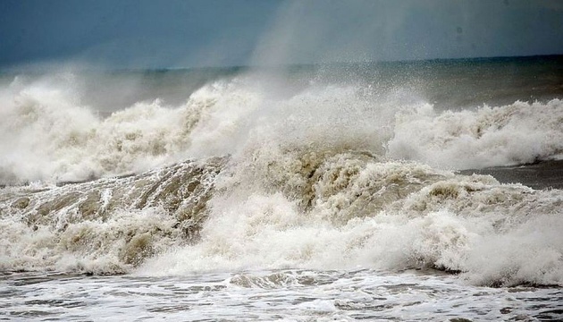 В Азовському морі здійметься шторм із двометровими хвилями