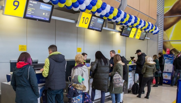 Пасажиропотік аеропортів України цьогоріч зріс майже на 19%