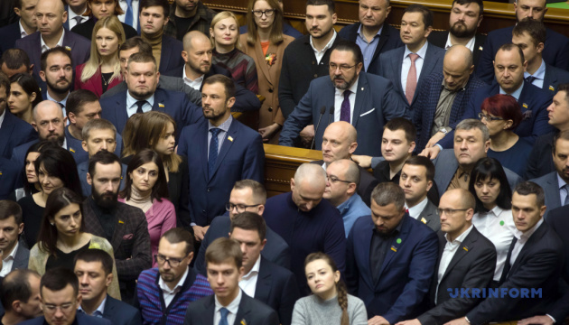 «Слуги народу» обговорять на фракції ситуацію з депутатами Тищенком і Шевченком