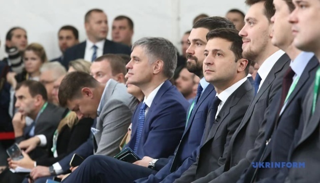 Ukrainian foreign minister: Zelensky ready to meet with Putin