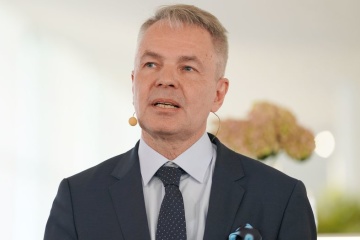 Le ministre finlandais des Affaires étrangères arrive à Kyiv et se rend au Donbass